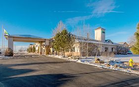 Holiday Inn Express Raton New Mexico 2*